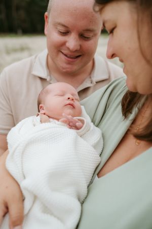 Melissa Stuer Photography Moederschapsfotograaf Moerbeke Oost-Vlaanderen
newbornfotoshoot baby slapende baby newbornfotograaf