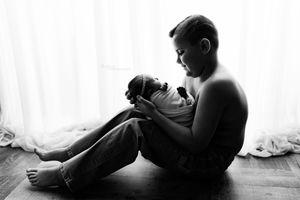 Sibling Photos | Black & White | Best Newborn Photographer near me | Bailey's Photography | Scioto County | Ohio | Kentucky | West Virginia