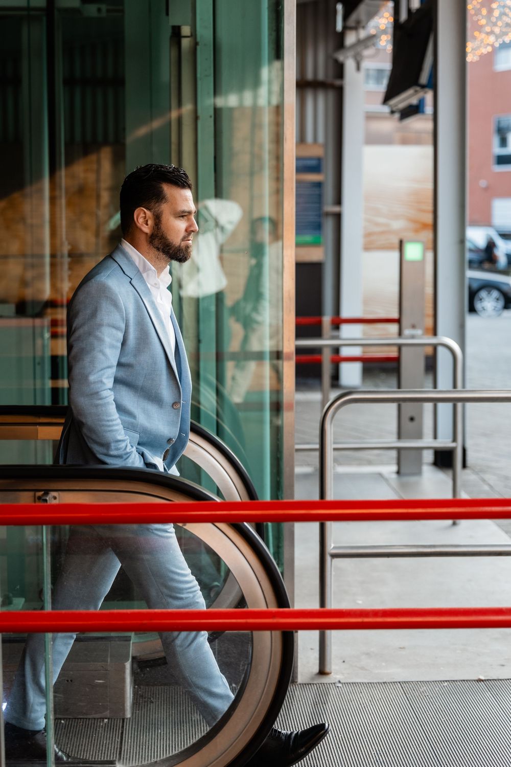 Authentiek personal branding portret – professionele fotograaf Overbetuwe