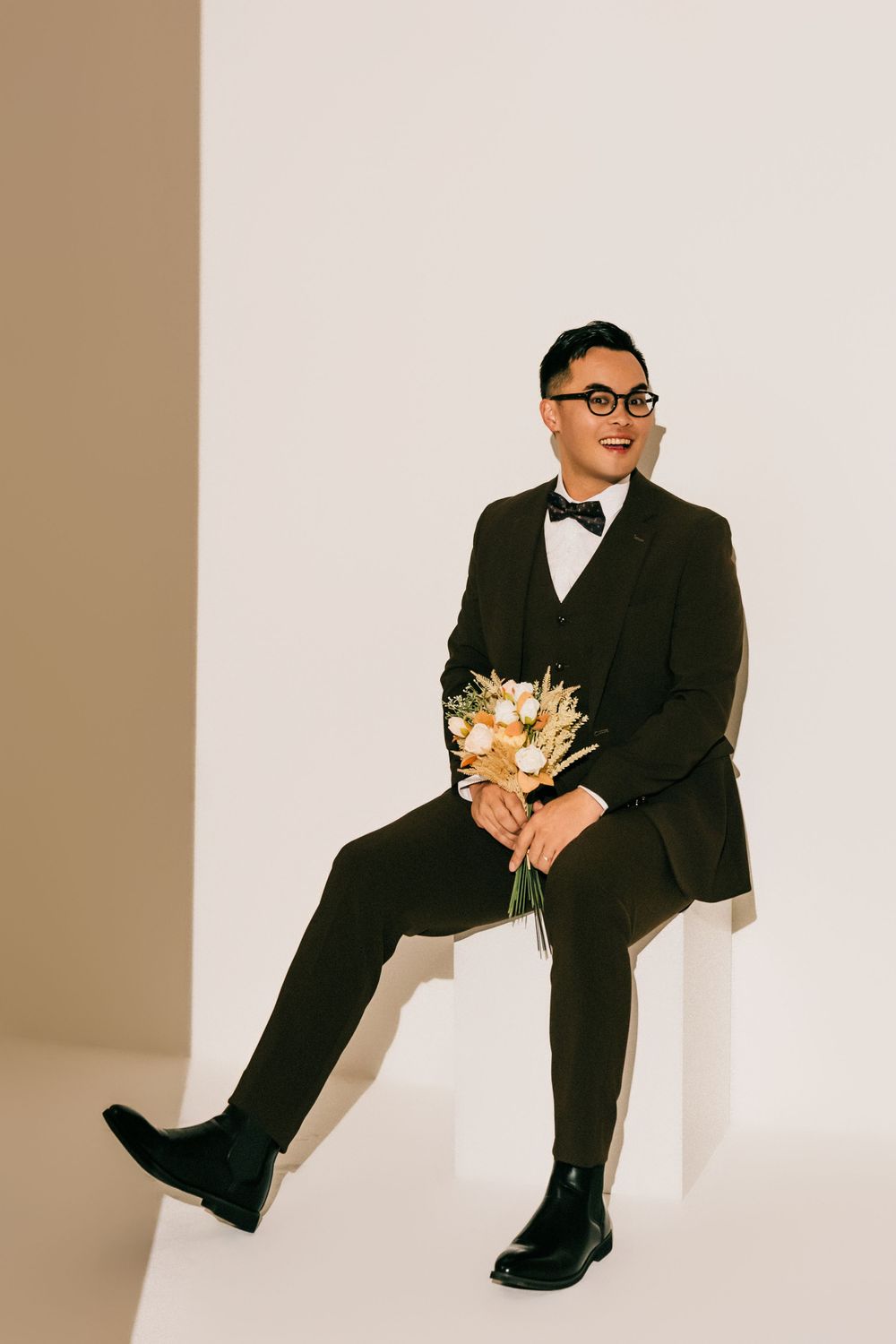 夏天婚紗WhiteLily婚紗、墾丁時尚高級婚紗、草原海邊婚紗、高雄美式棚拍婚紗、屏東自助婚紗攝影工作室推薦、韓式婚紗，小紅書婚紗、明星氛圍婚紗、海外婚紗招募中、海外婚禮推薦、戶外證婚場地、高雄台南自主婚紗、紐西蘭皇后鎮駐點婚紗婚禮攝影家庭