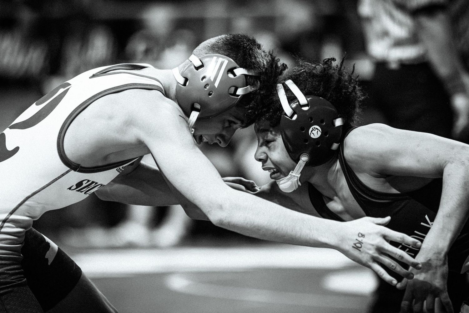 Brody DiCaprio wrestling at the 2024 NYSPHSAA Boys Wrestling State Championship.