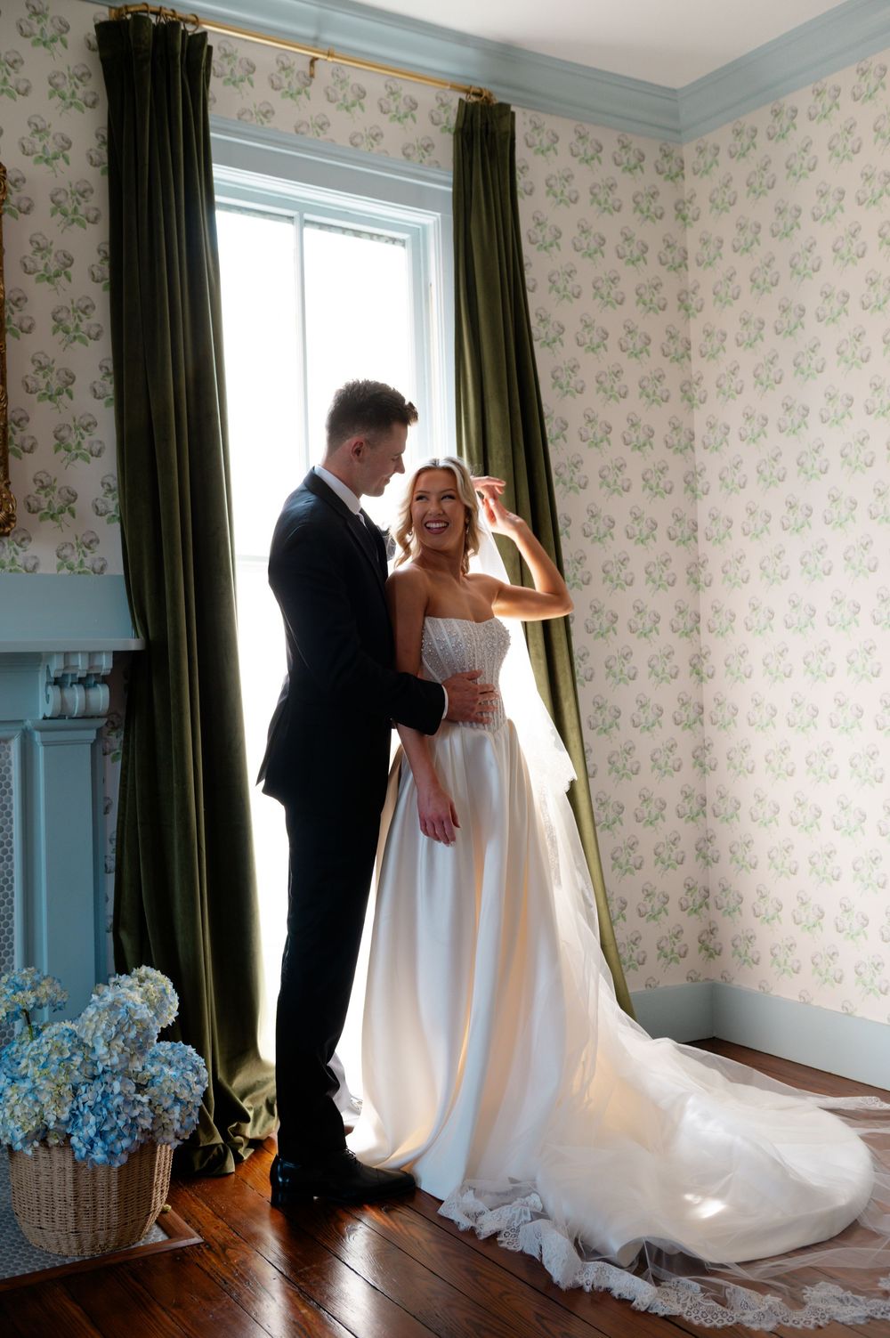 DFW wedding photographer
Dallas / Fort Worth / North Texas weddings