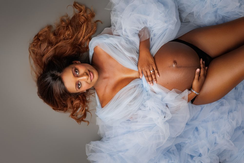 Maternity Photographer in Wellington and Porirua