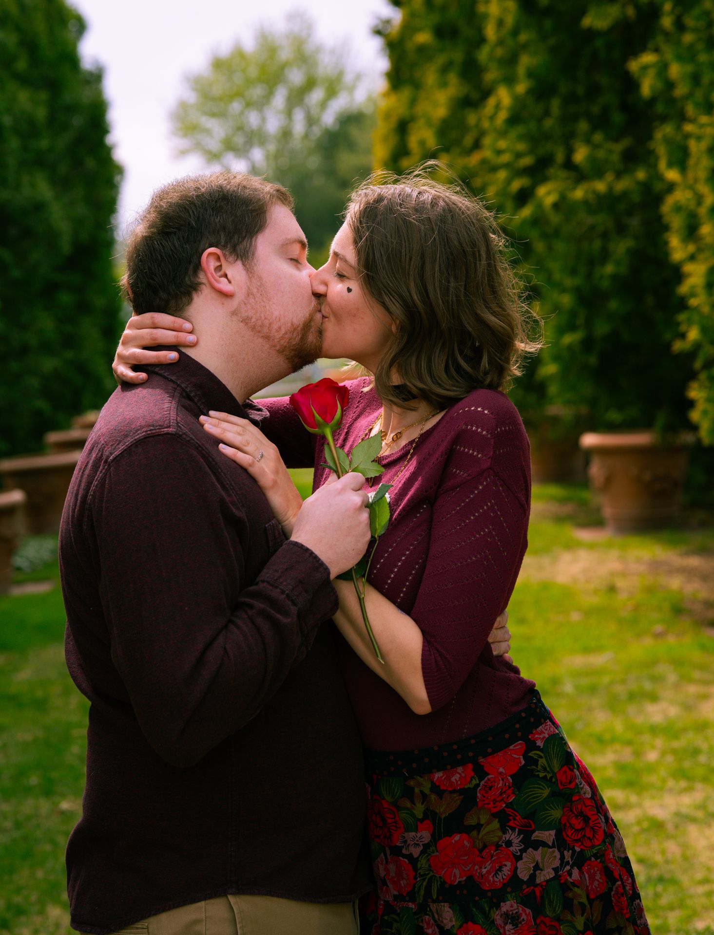 Romantic maternity photo shoots, captured in Colorado’s fall atmosphere. Family and maternity photos by Kamaraimages