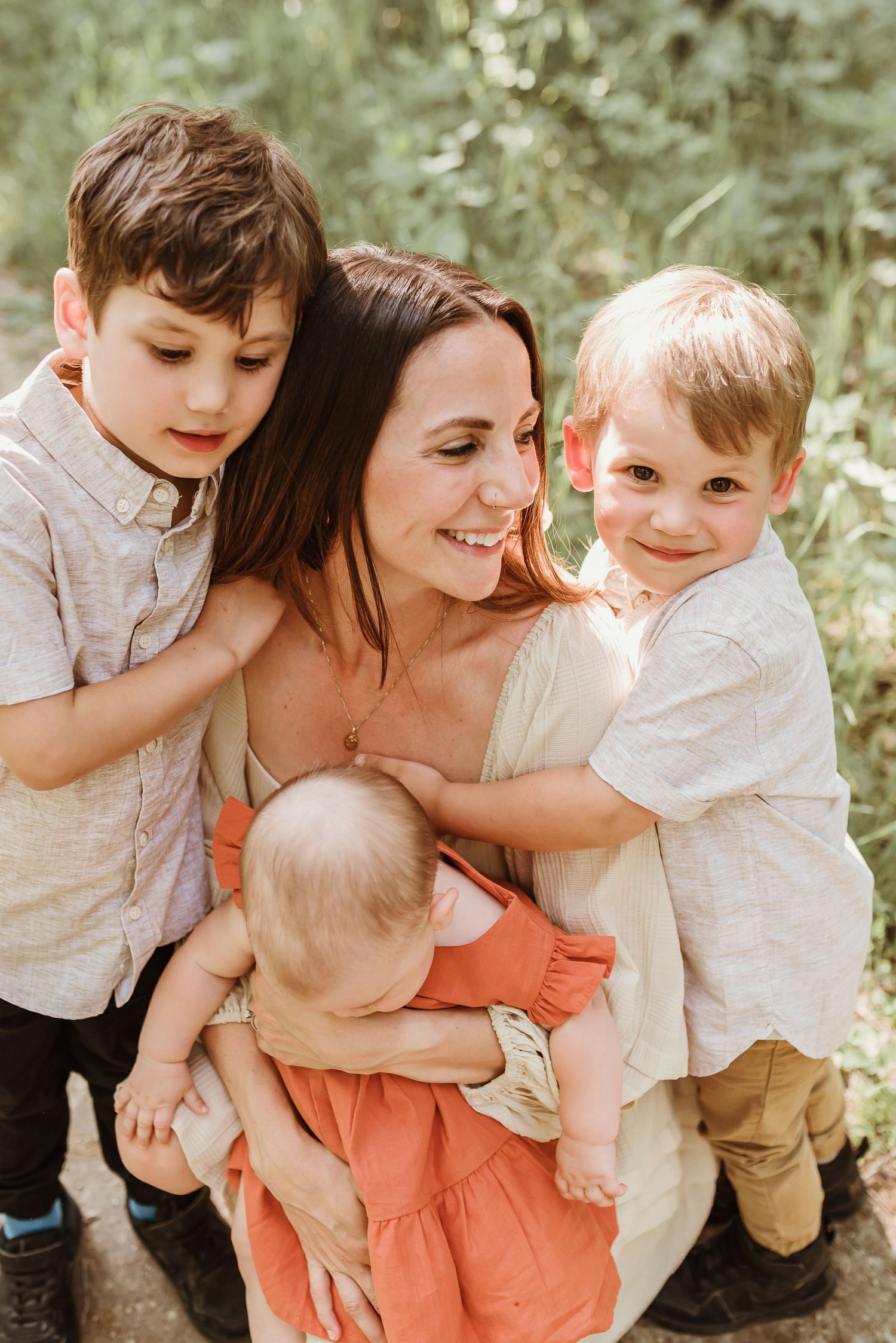 family session mom with kids