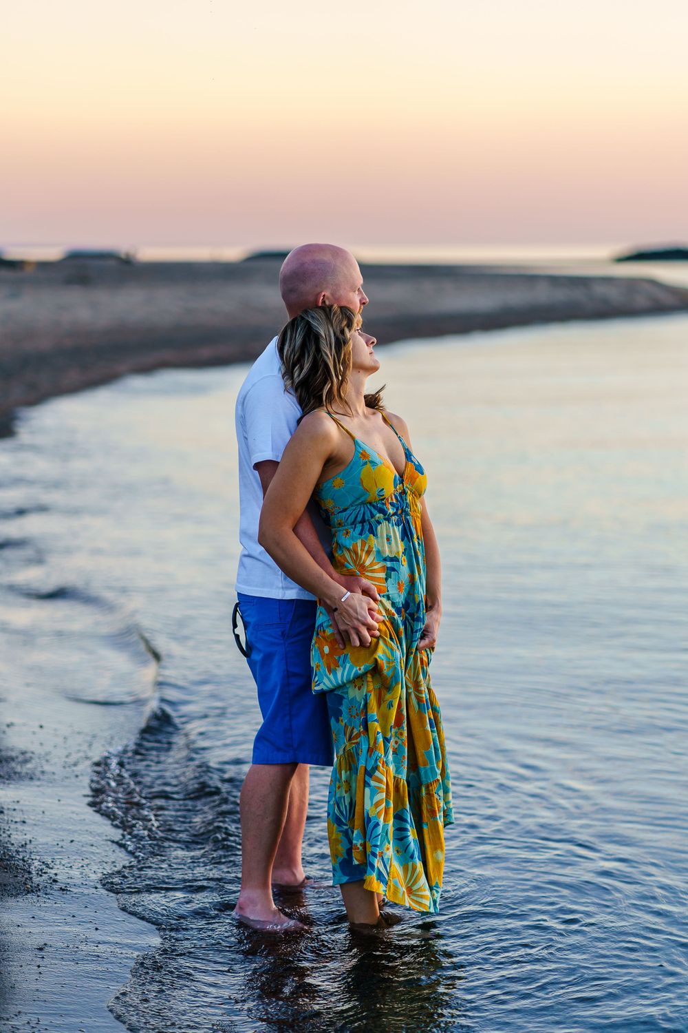 Erie, Pennsylvania couples portrait session at Presque Isle beach