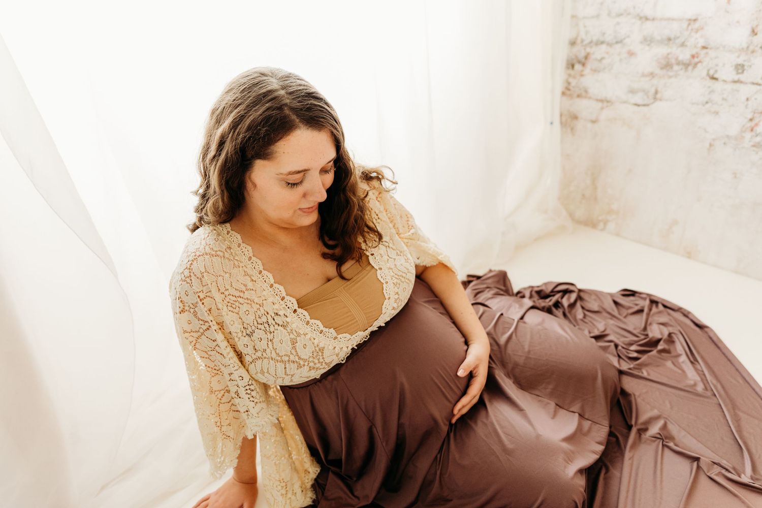 Maternity Photographer wi , Maternity photographer Sun prairie wi , Maternity Photographer West Bend wi