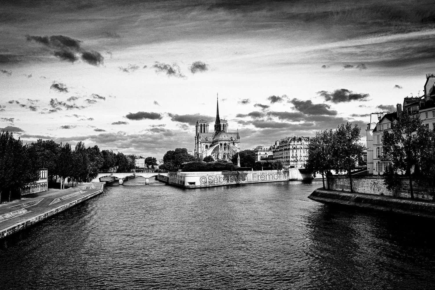 landscape-photographer-s-bastien-fr-mont-art-director