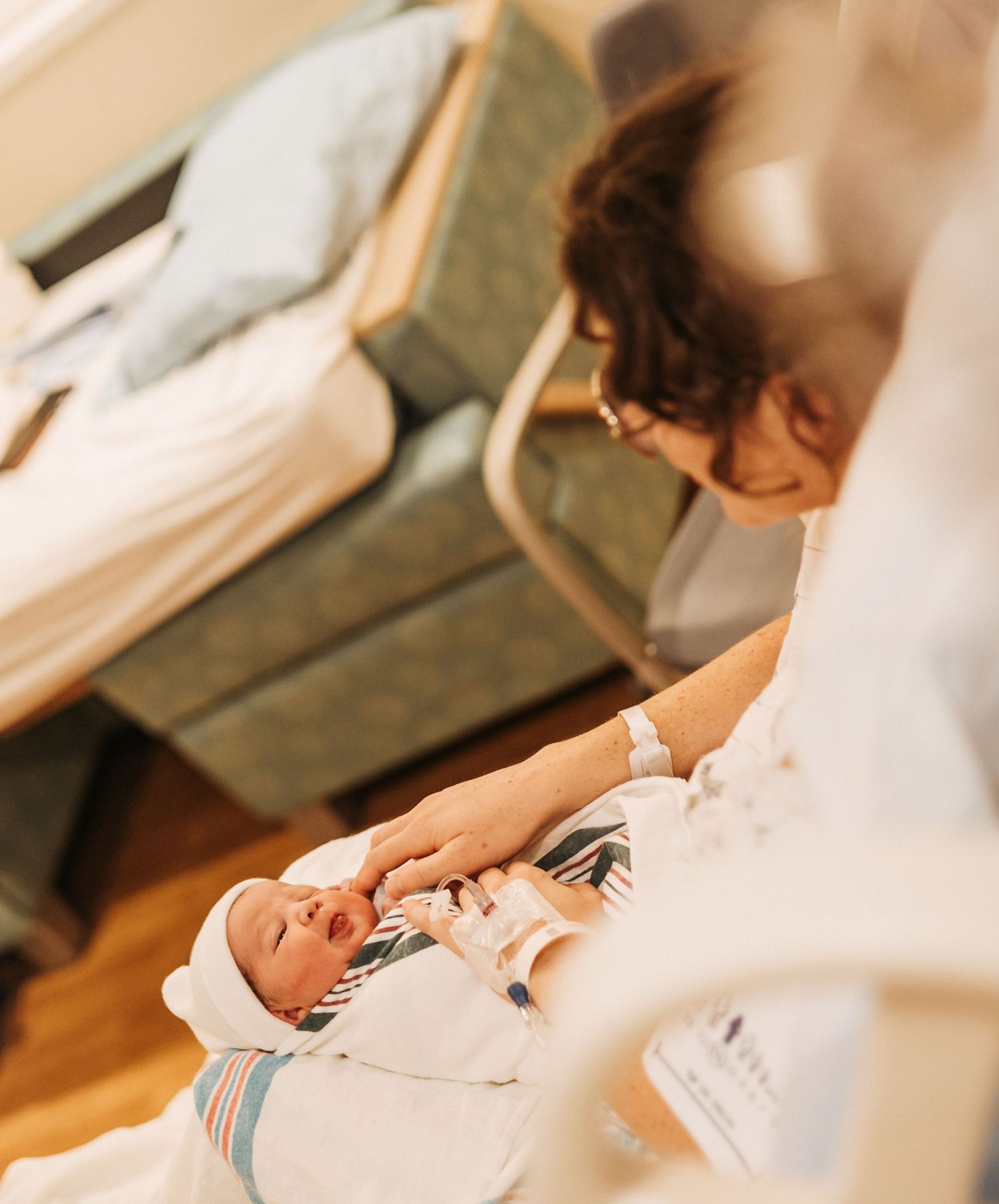 Homebirth photography, Newborn photography west Virginia, Charleston, West Virginia. Birth Photography. Maternity photography West Virginia