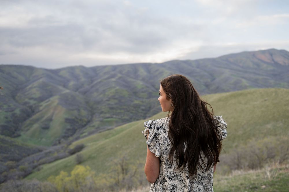 Utah mountains senior photoshoot