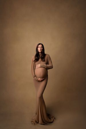 Fancy Maternity Photoshoot in Marion indiana