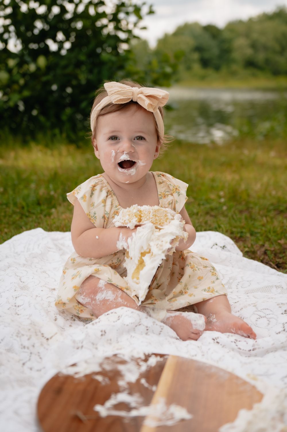 Worcester MA cake smash photographer