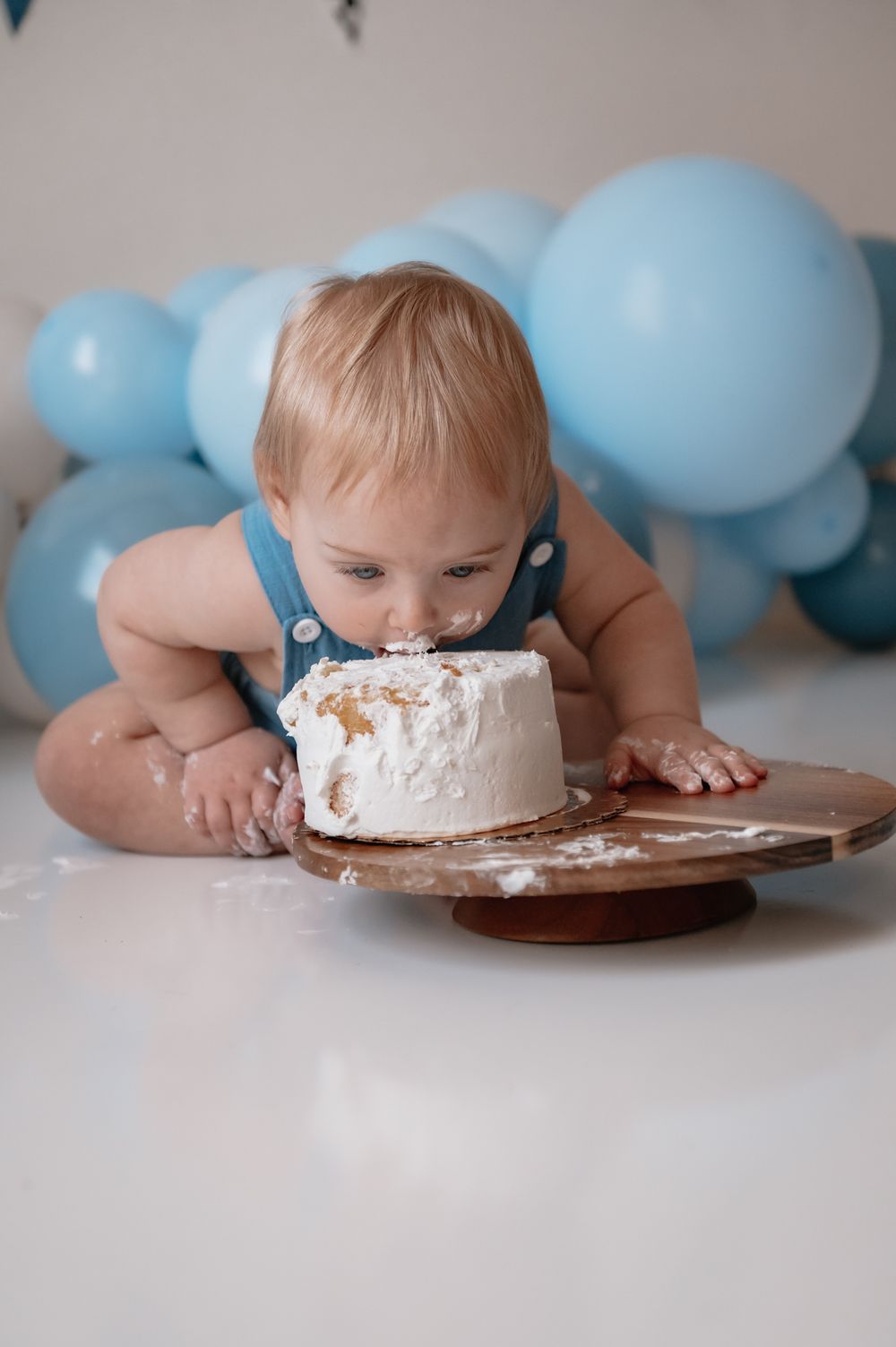 Worcester MA first birthday cake smash photographer