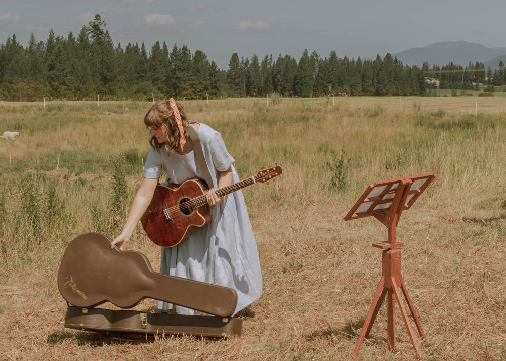 Spokane Washington Wedding Photographer Live Musician