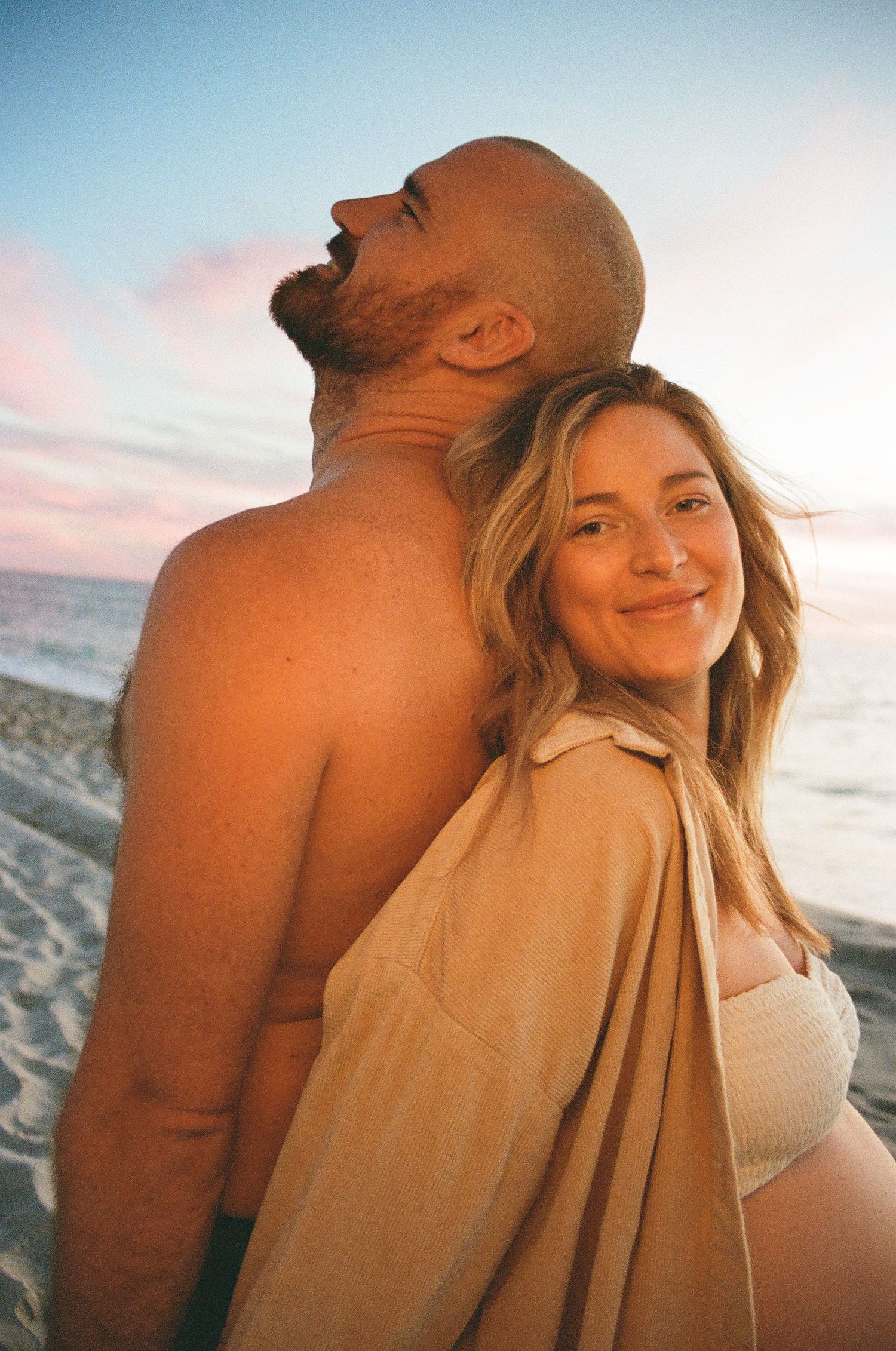 beach maternity photoshoot perth
