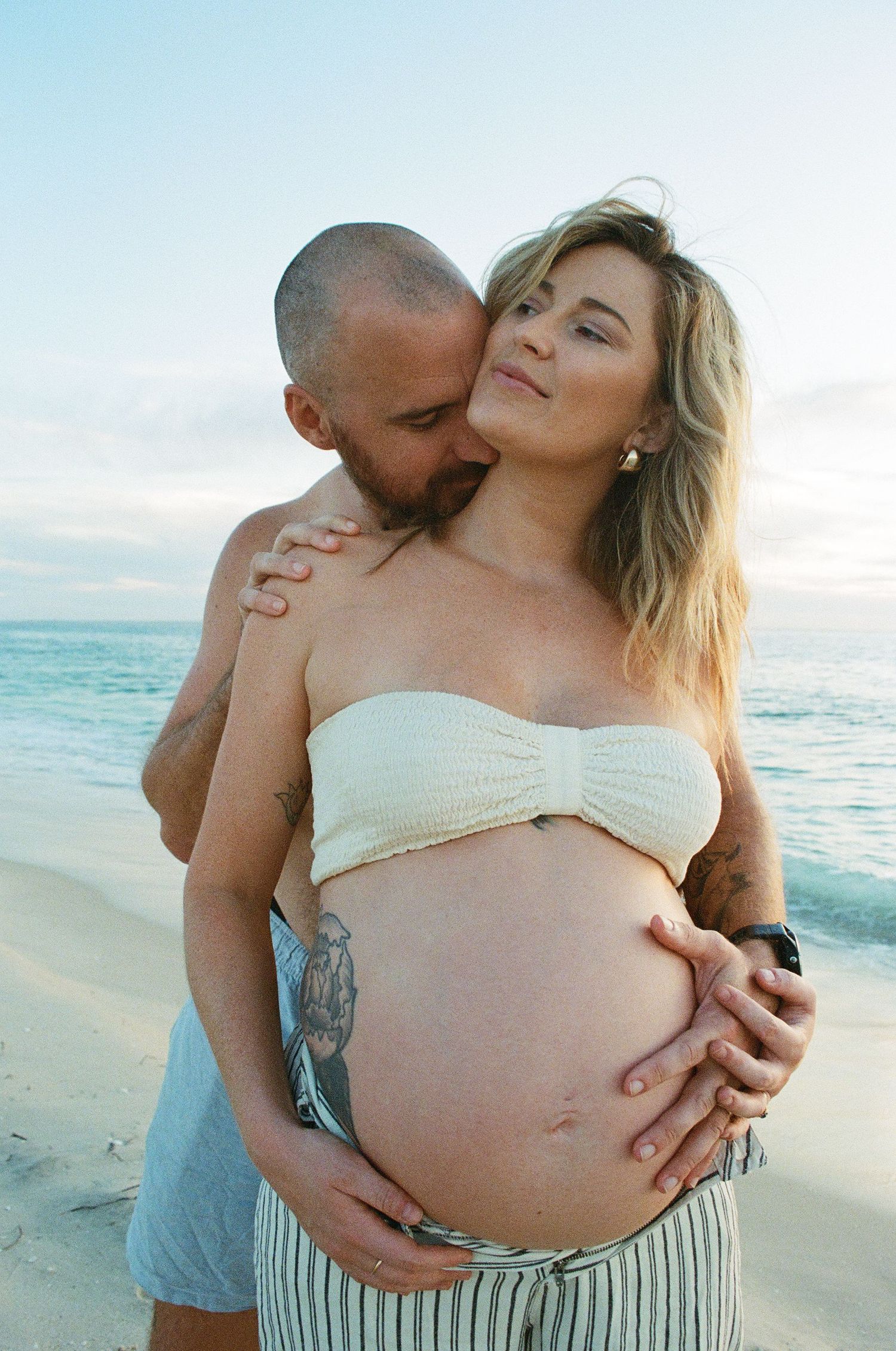 beach maternity photoshoot perth