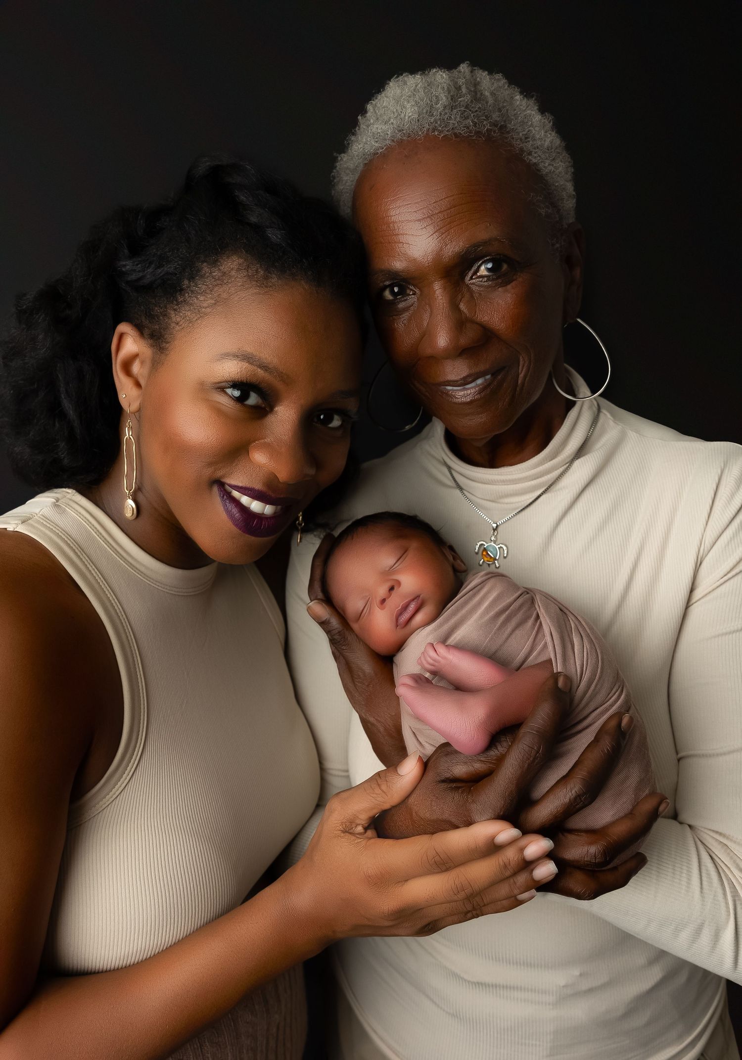 newborn studio photographer in greensboro