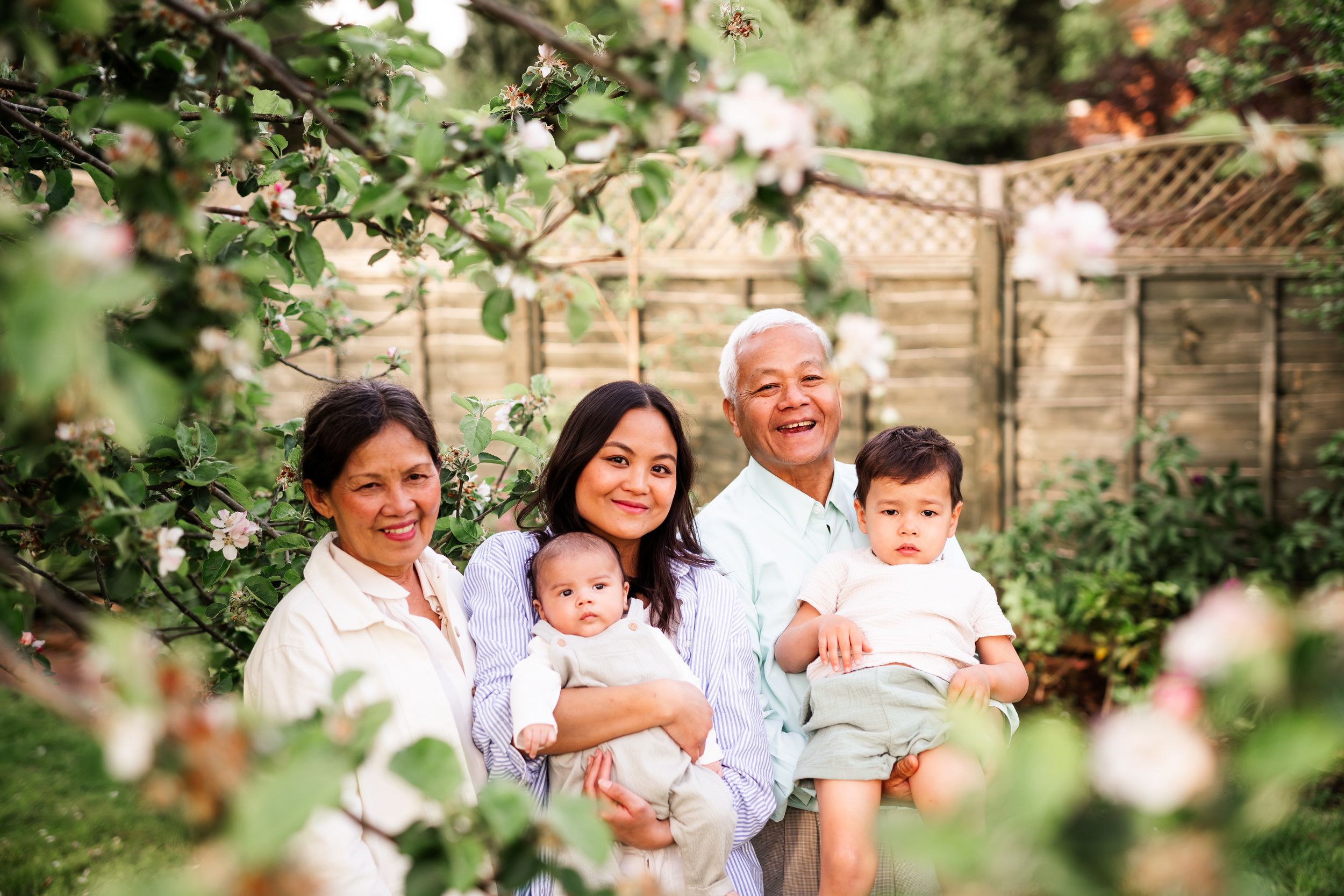 Family photographer in Stratford Upon Avon, Leamington Spa by Scarlett Shellis Photography