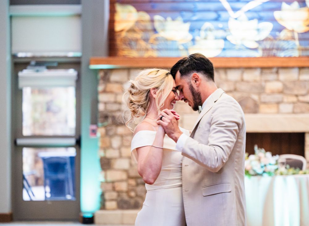 Cleveland Metroparks Zoo Wedding Photographer