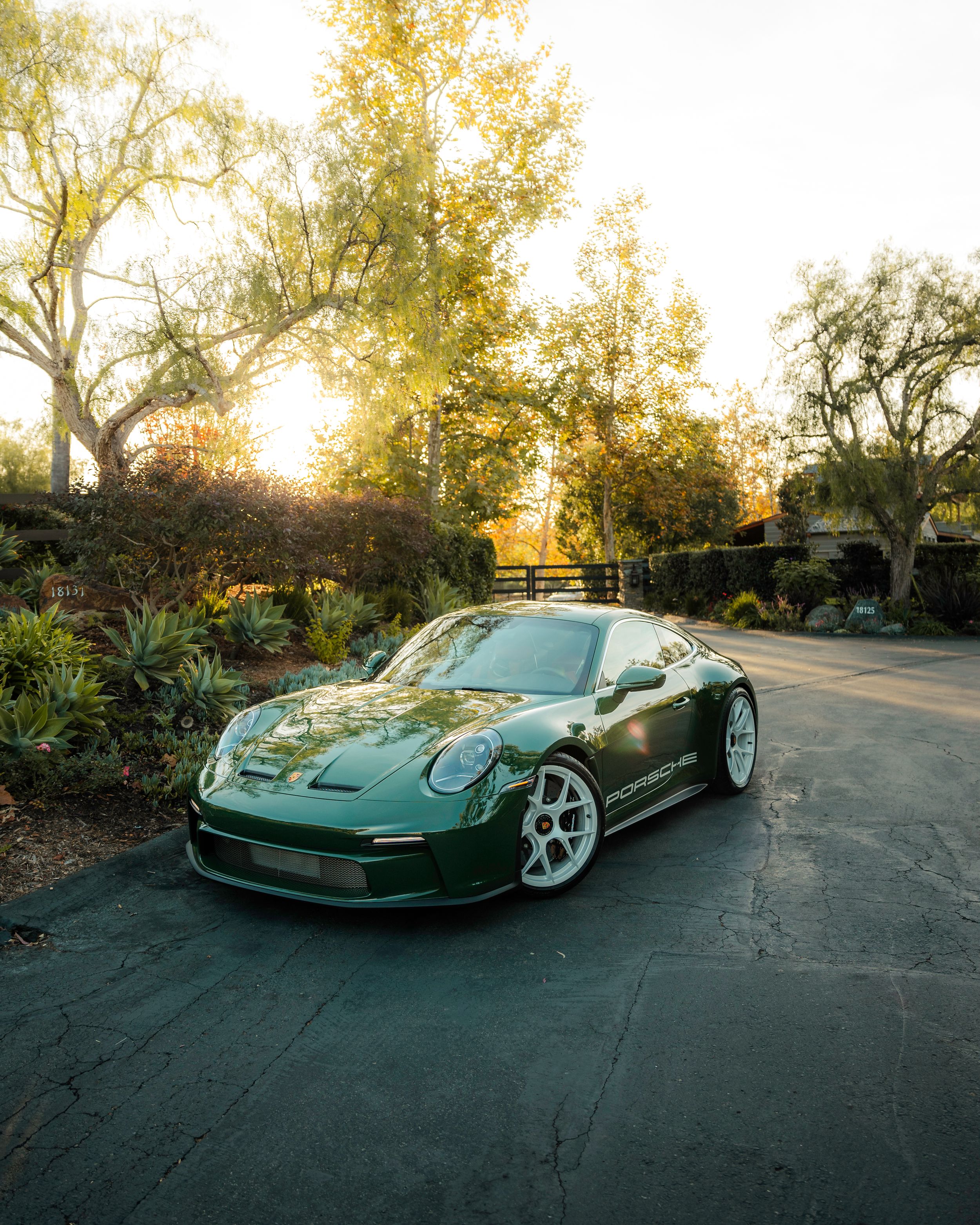 Porsche 911 S/T on an early morning.