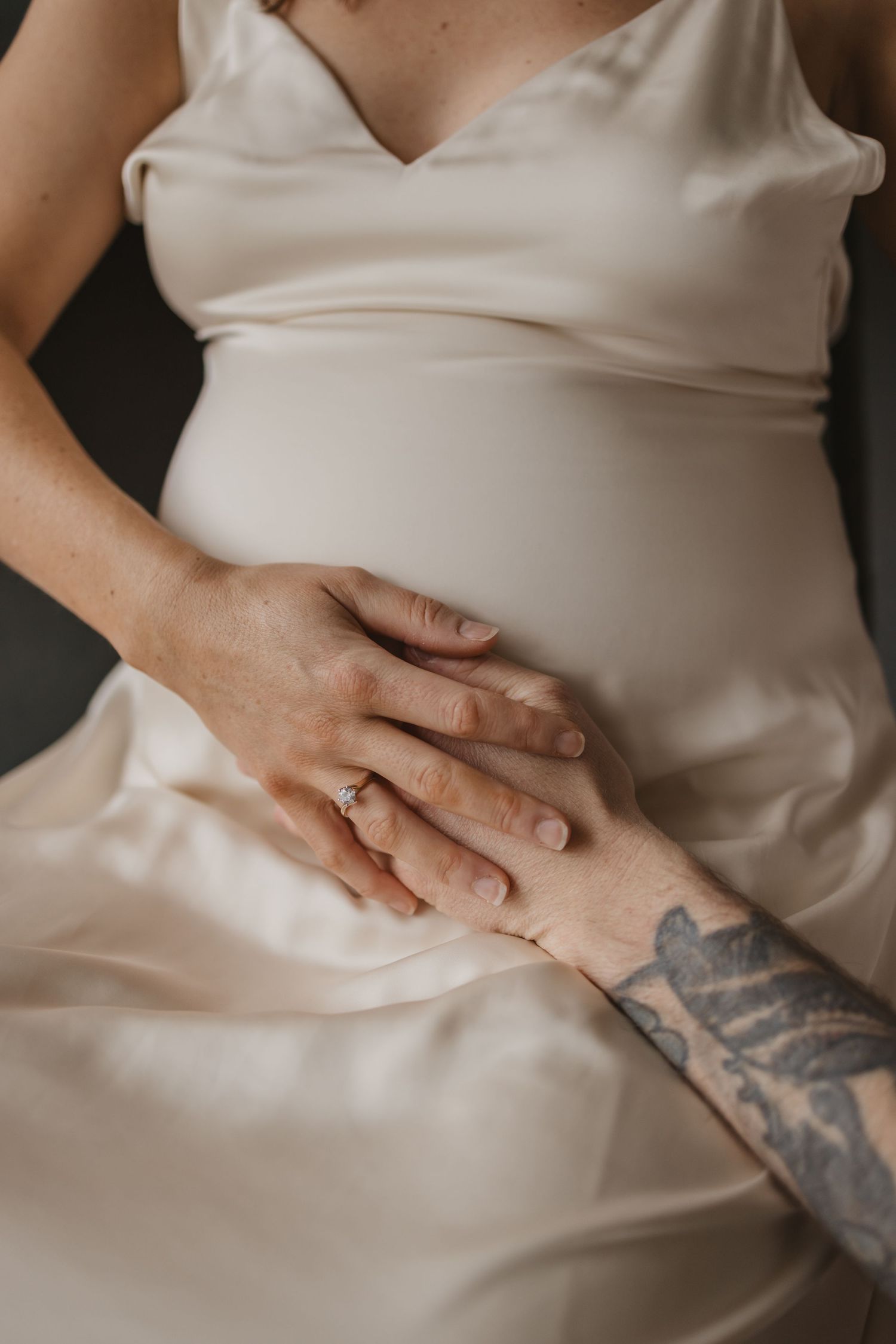 Geelong Lara Torquay Ocean Grove Barwon Heads newborn maternity pregnancy family motherhood couples photographer photography photoshoot