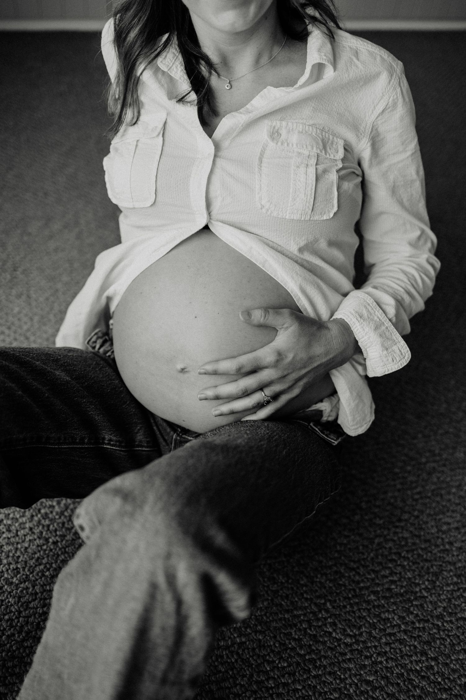 Geelong Lara Torquay Ocean Grove Barwon Heads newborn maternity pregnancy family motherhood couples photographer photography photoshoot