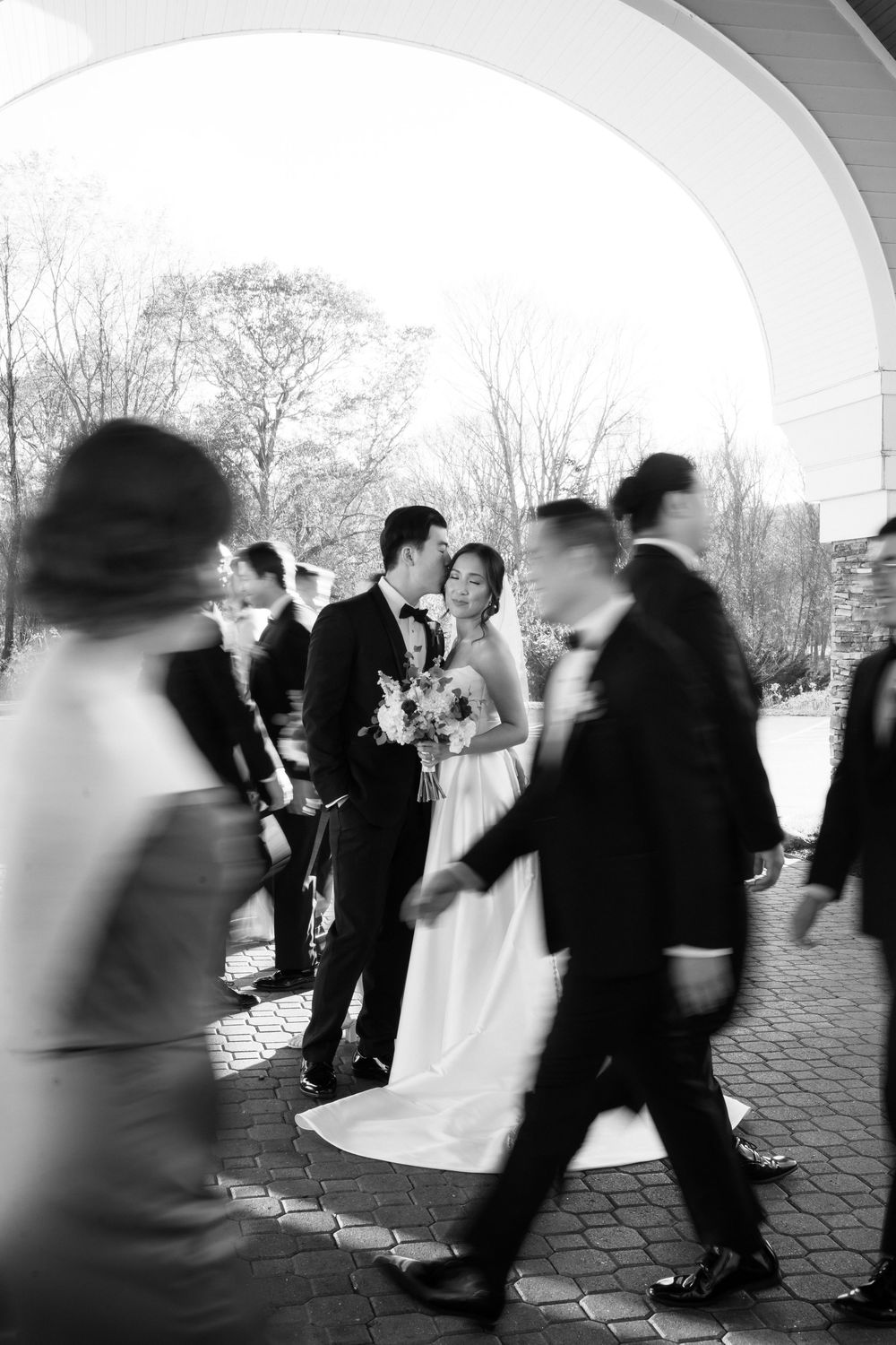 riverhouse at Goodspeed station bridal party photos