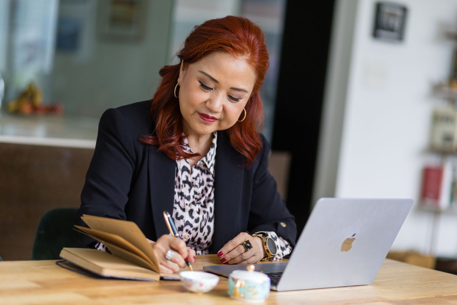 Visibility strategy and coaching to help new founder get clarity around who they are serving and how to show up to win business. Singapore