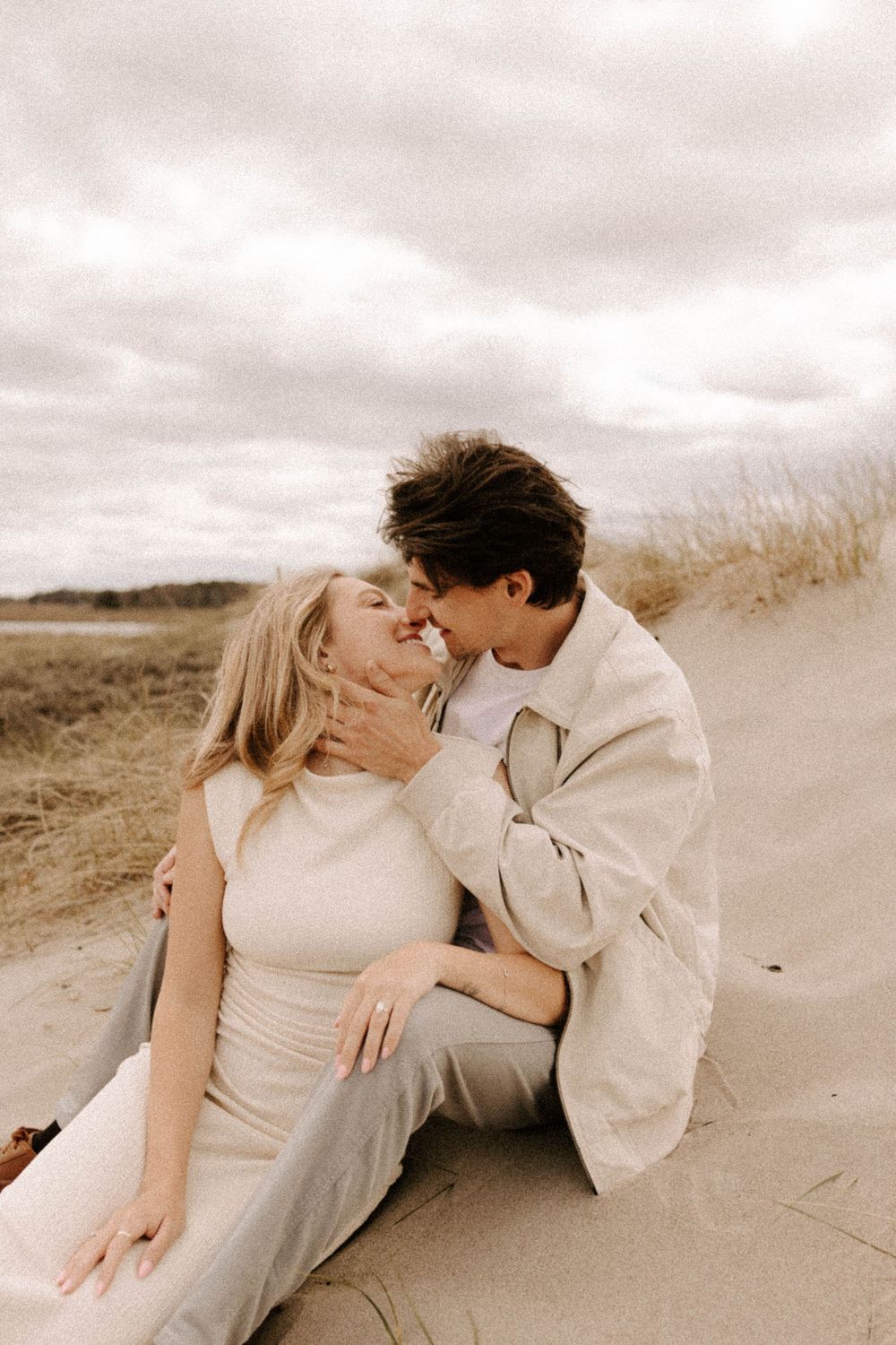 Engagement photography moments at the beach.