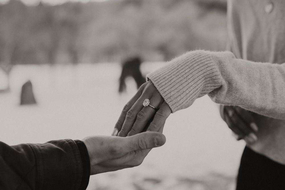 Engagement photos that are all about the bling.