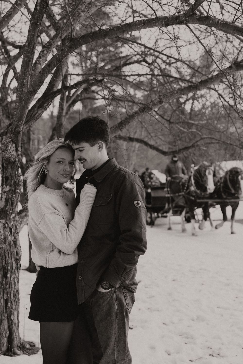 Engagement photoshoot moments with a couple in New Hampshire.