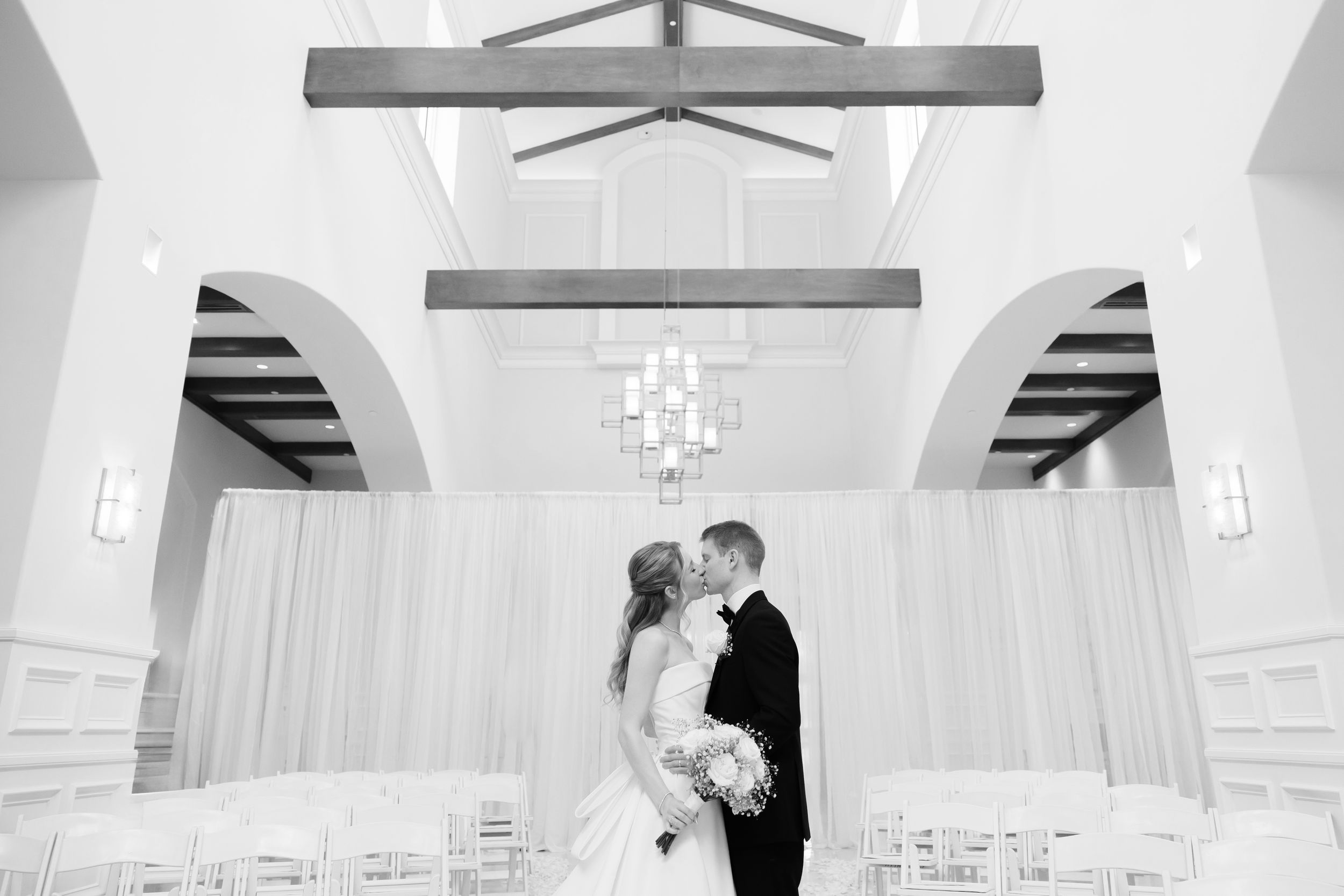 Bride and groom at BallenIsles Country Club in Palm Beach, Florida during a wedding photographed by Tom Forrest of Ohio.