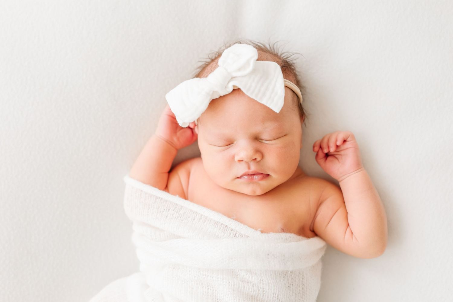 Newbornkuvaus | Jasmine Grahn | valokuvaaja Ulvila |
https://www.jasminegrahn.fi/