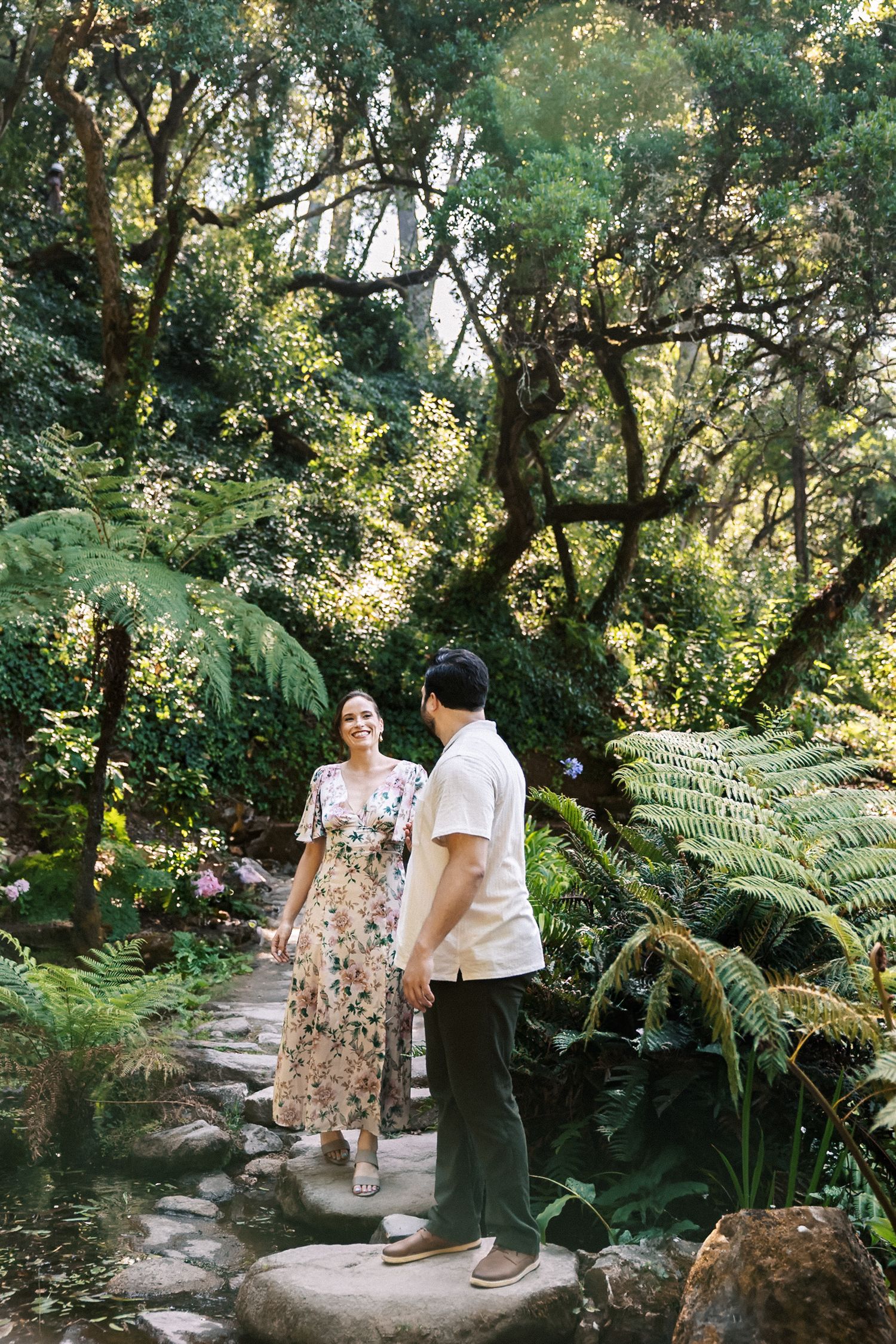 Editorial couple portrait in lush gardens of Monserrate Palace