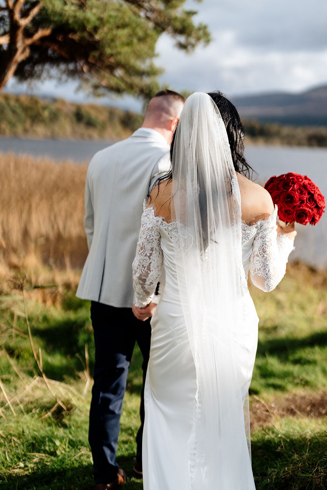 Wedding photography sequence showing a bride in white lace gown holding red roses in an outdoor setting.