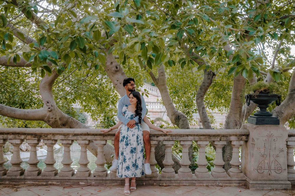Couples photoshoot at Ciutadella Park