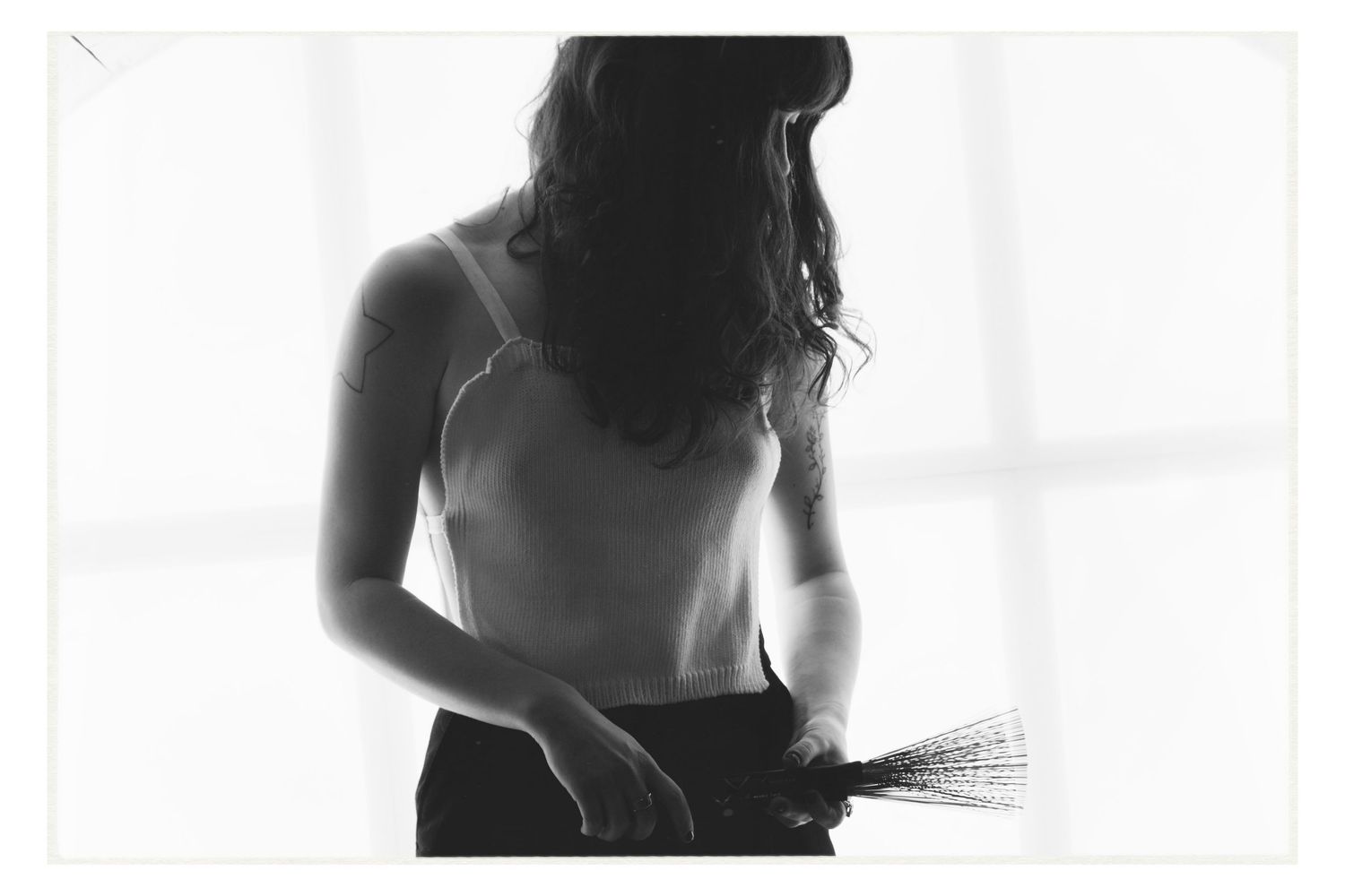 Musician Ruby Laks, Photography by Izya Lebtahi, Collaboration between Izya Lebtahi and Ruby Laks, creator portraits in NYC, influencer