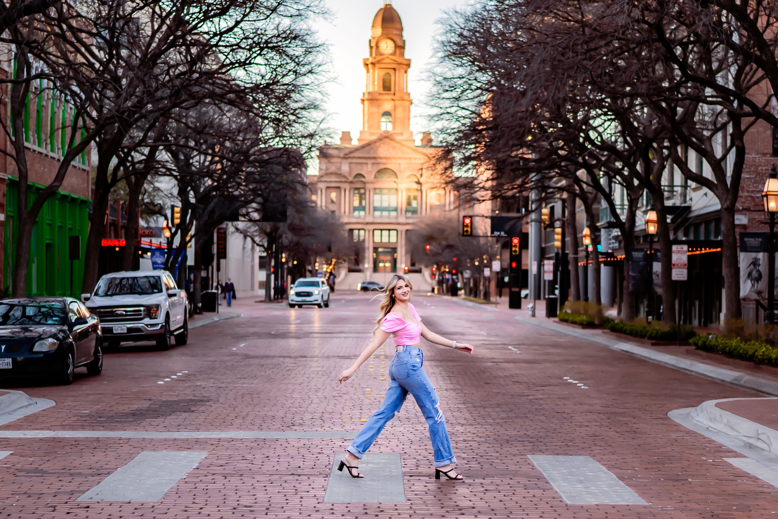 Senior Photography Downtown Fort Worth Sundance Square