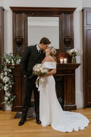 The Halifax Club Wedding, November Wedding, Halifax Nova Scotia, Downtown, Halifax Photographer