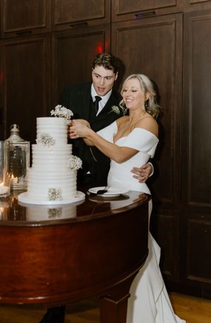 The Halifax Club Wedding, November Wedding, Halifax Nova Scotia, Downtown, Halifax Photographer