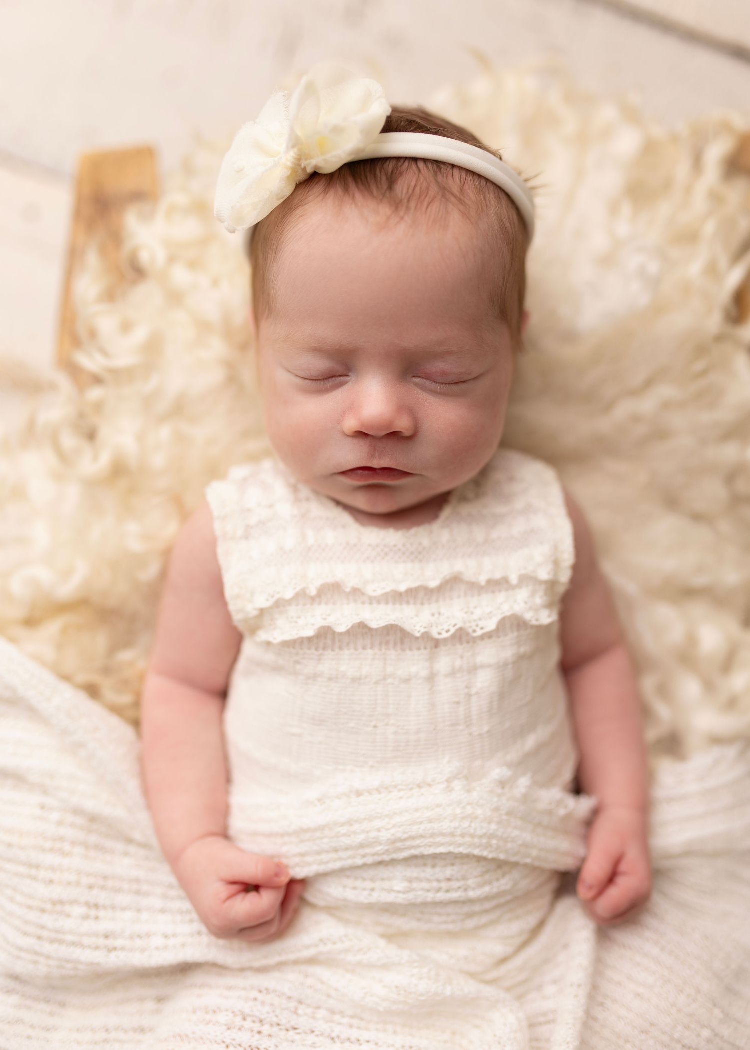 Newborn Photos for Janina's Photo session Cloverdale Family Photos Elizabeth Lang Photography. Studio. baby girl