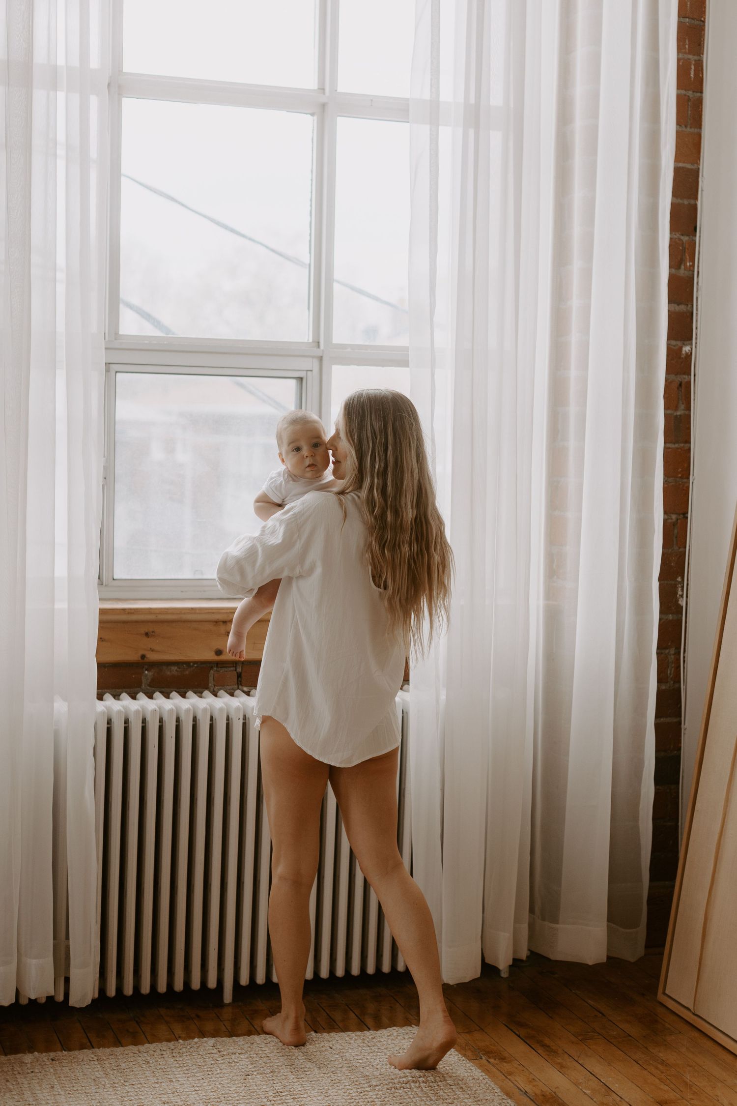 A candid motherhood photography session at Toronto's Casa Bona