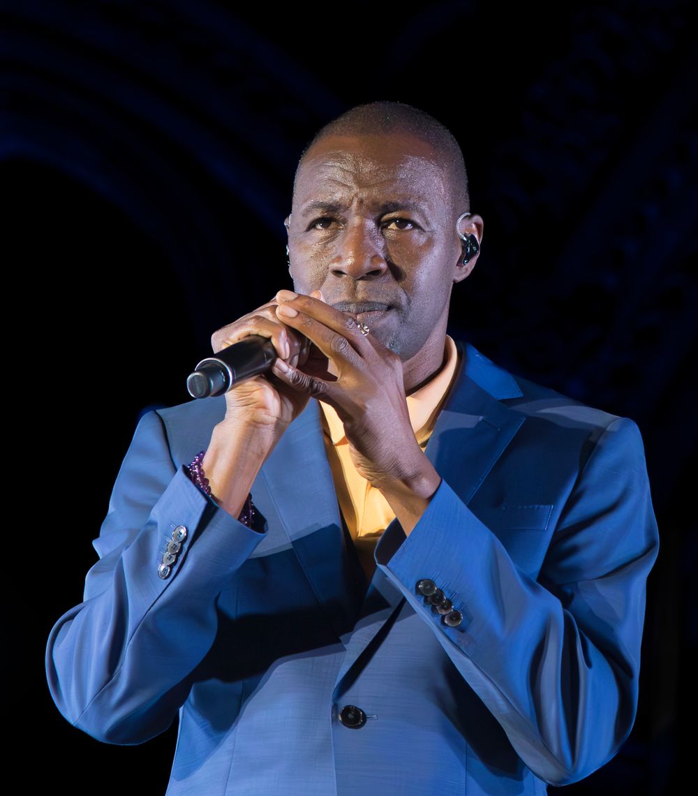 Tunde Lighthouse Family