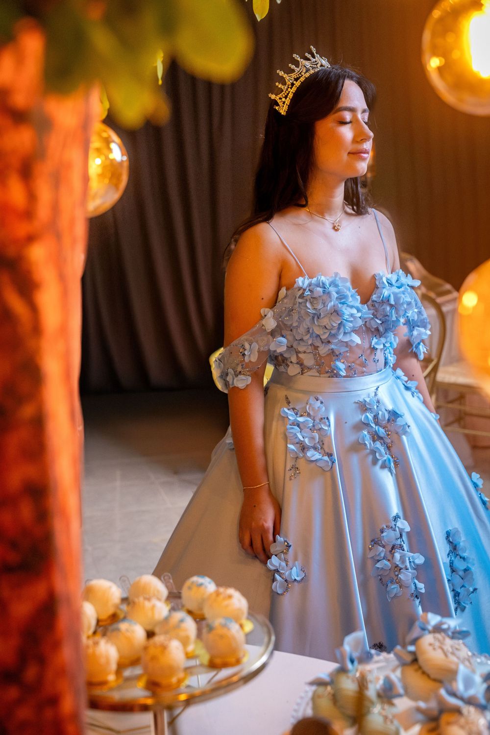 Globos, Vestido y Amor: Fiesta de Quinceaños con Estilo en el Caribe
