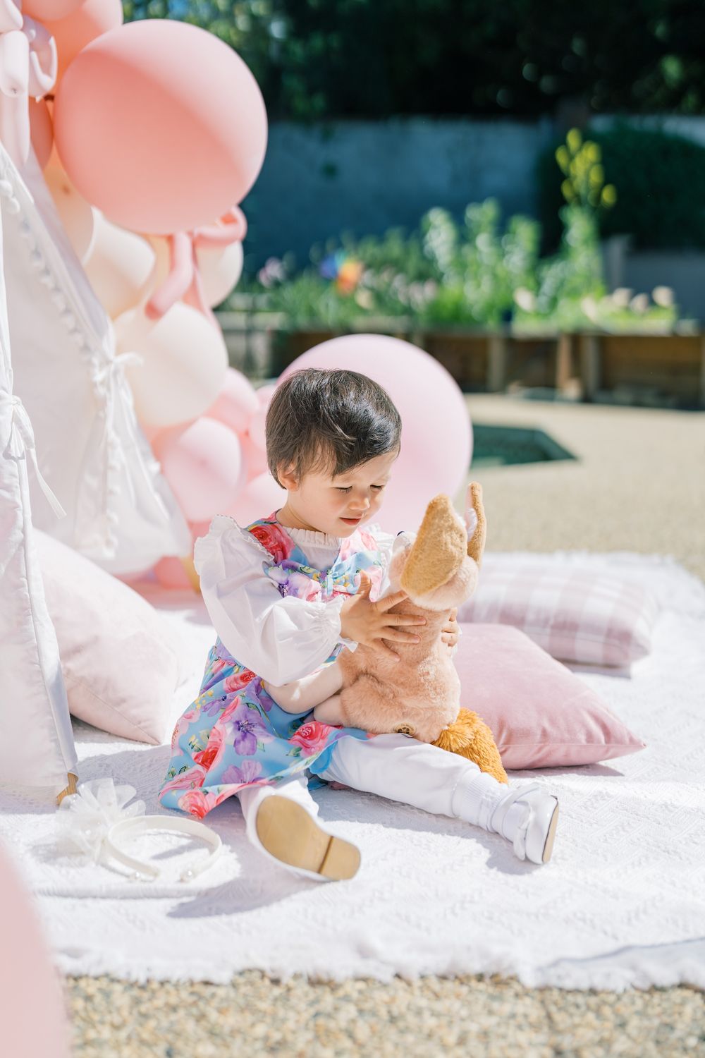 pink-balloon-birthday-party-for-little-girl-bay-area