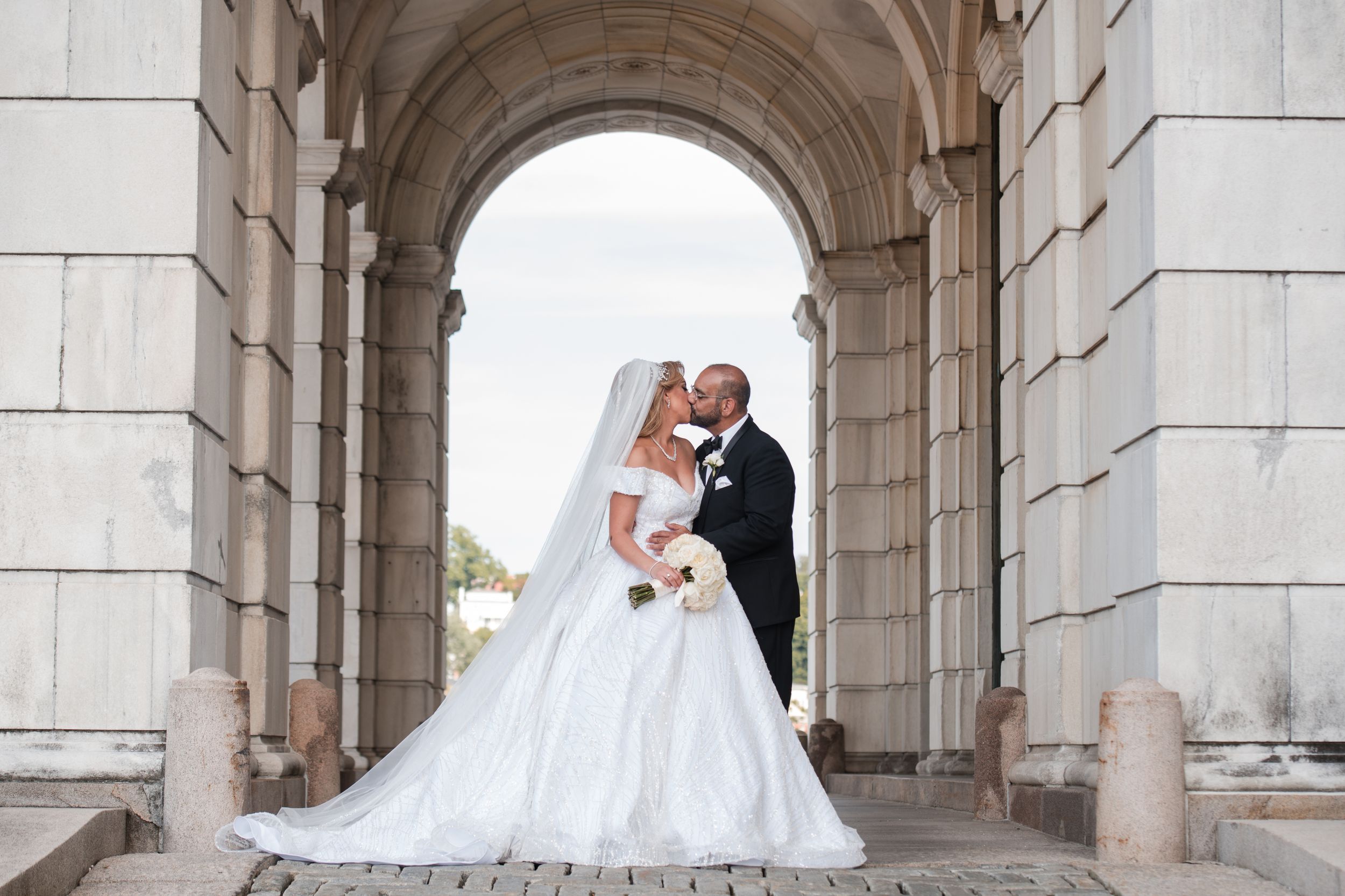 Rhode Island State House wedding venue. High-end documentary wedding photography and luxury heirloom albums in Providence, Rhode Island.