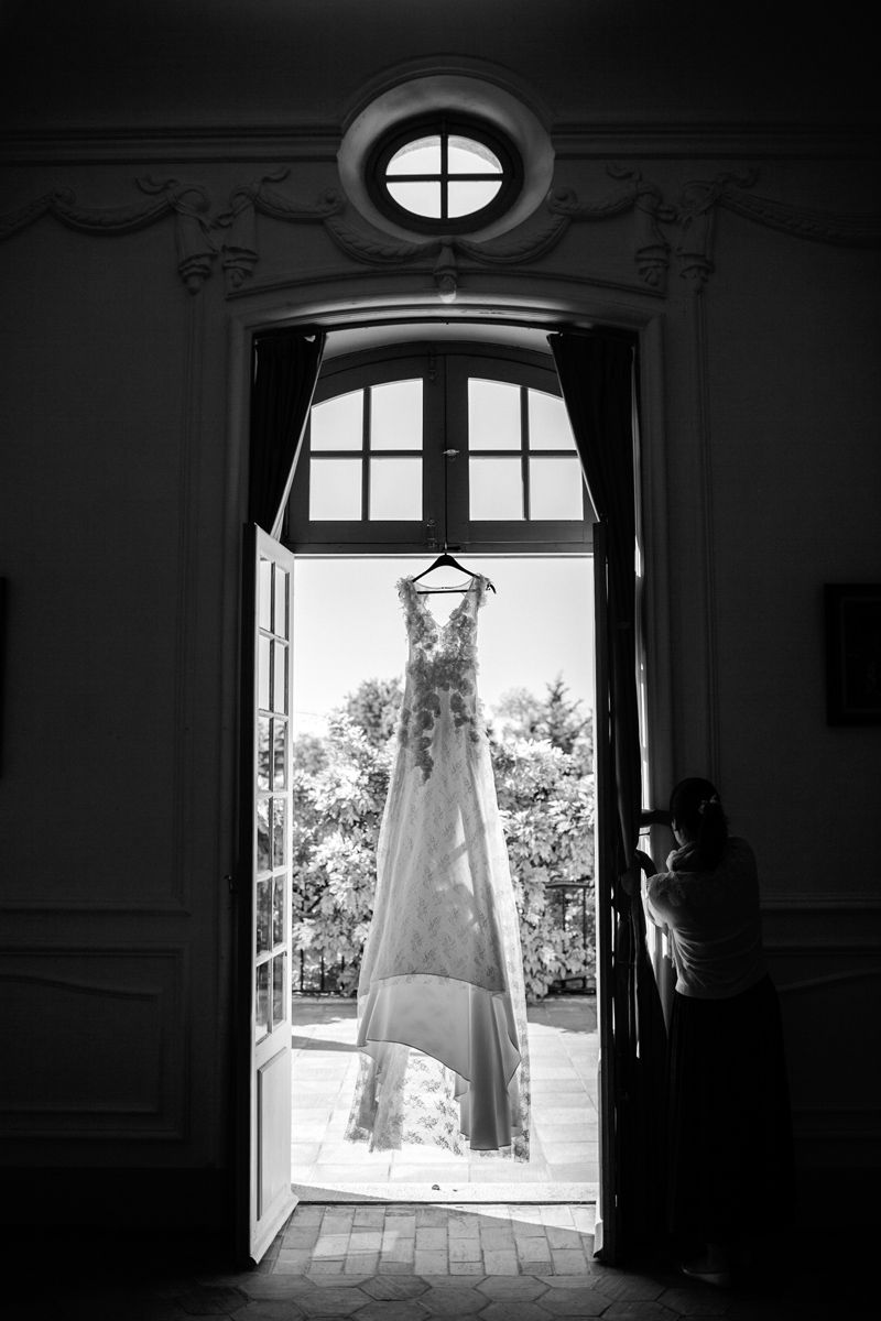Refined wedding table detail on terrace at Château de Massillan in Provence