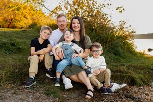 echo lake sunset with family of 5