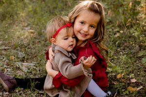 sisters hugging