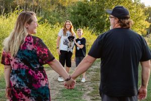 family of four enjoying the coulee